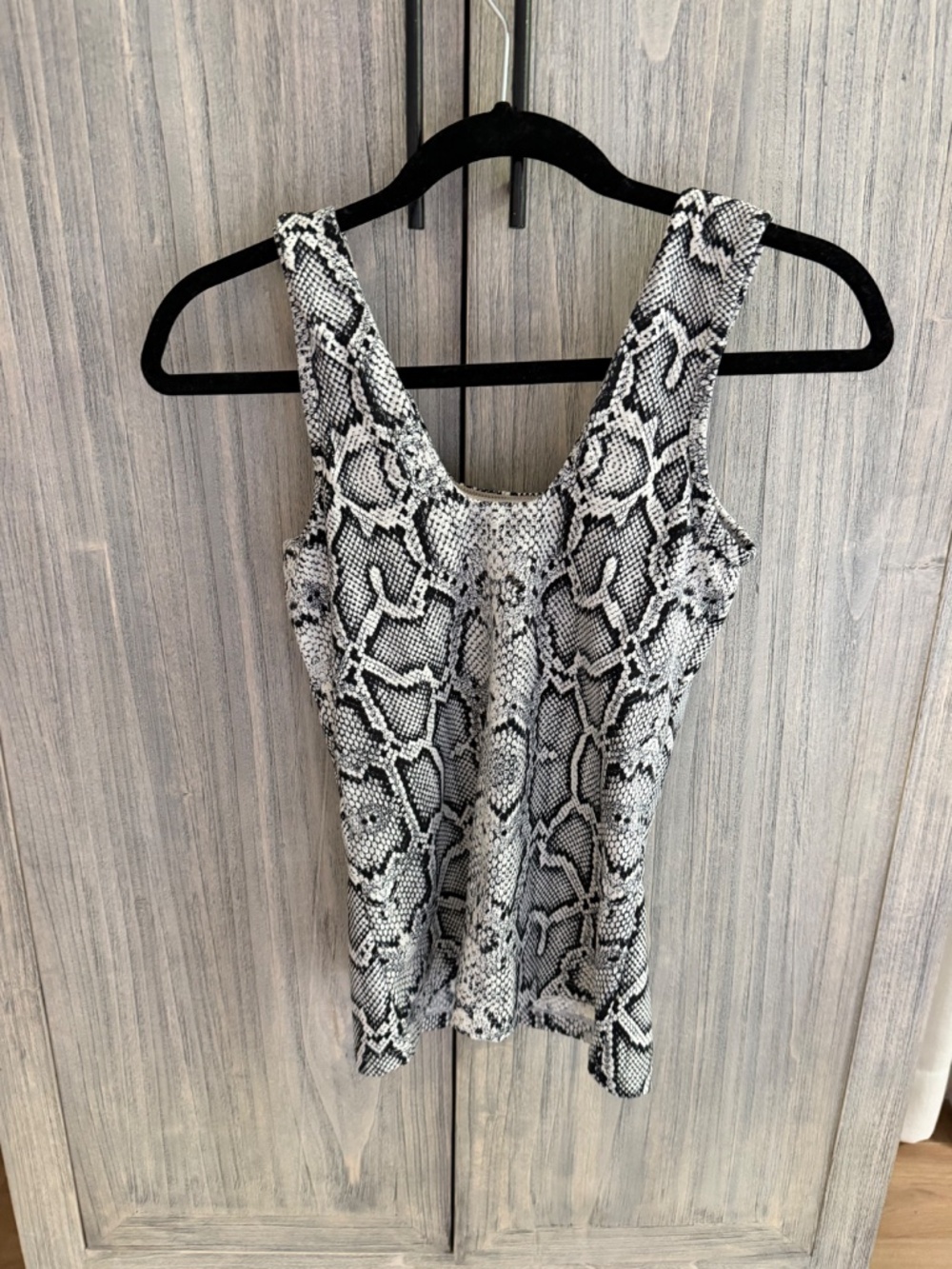 Varley Python Tank - Picture 4 of 4